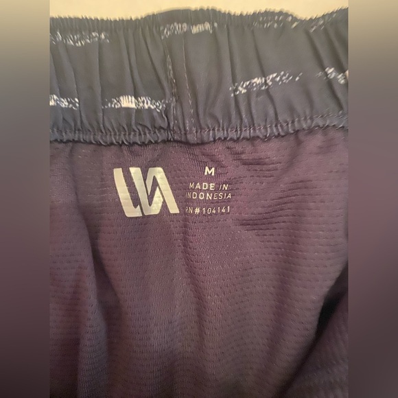 VRST Men 5” Resort Print Shorts Brief Navy Sand Washed Stripe Size Medium - Picture 9 of 15